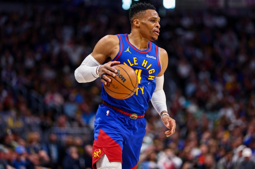 中的主導地 中的主導地